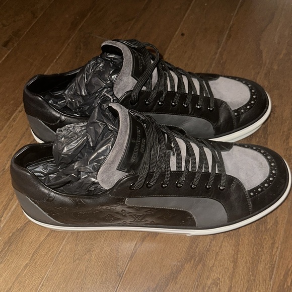 Men’s Louis VuittonLeather Low-Top Sneakers Size 13 - Picture 2 of 4